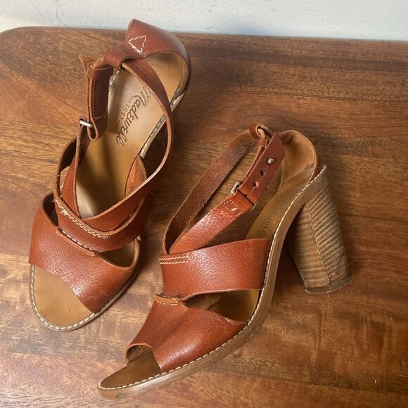 Madewell Tan Leather Strappy Sandals - Picture 1 of 11